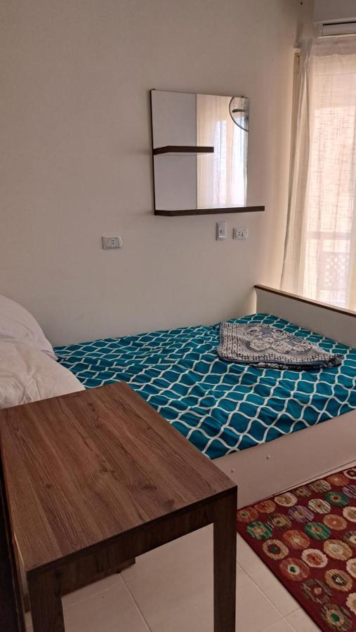 Blue Bay Chalet: Beachfront Retreat Apartment